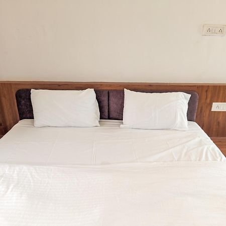 Samrat Homestay Garudeshwar Εξωτερικό φωτογραφία
